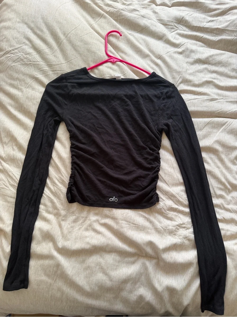 ALO Yoga Black Ribbed Long-Sleeve Crop Top